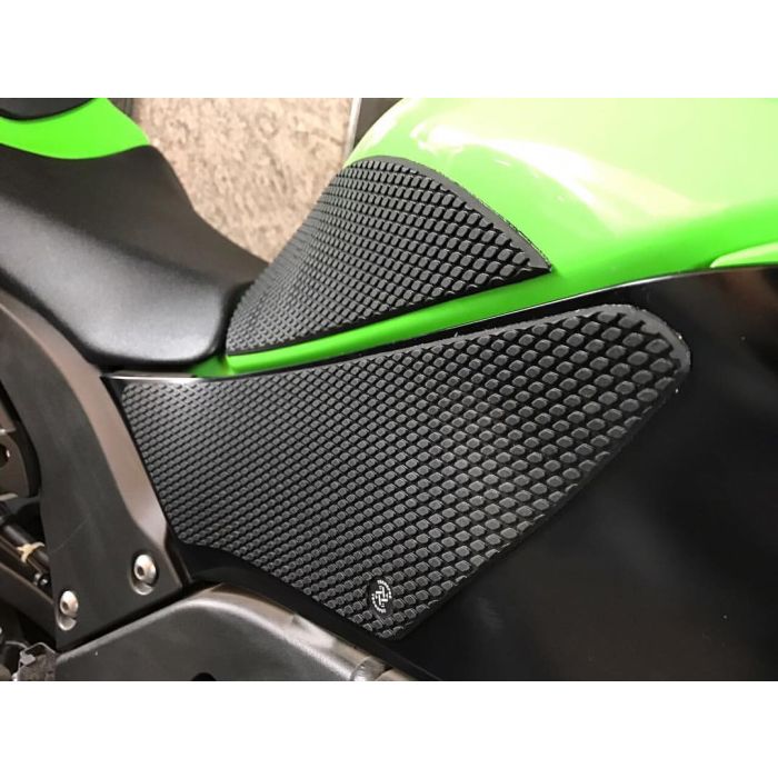 Ten.♡ KAWASAKI ZX10 (2016-CURRENT) SnakeSkin Tank Grips