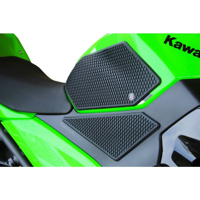 sakuさん専用 TechSpec SnakeSkin Tank Grips for Ninja 400 / Ninja 500