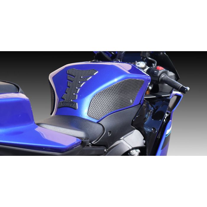 TechSpec SnakeSkin Tank Grips for Yamaha R9 (2025–Current