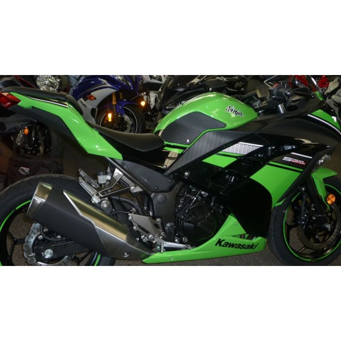 ニンナ　ドップS トップガン」カラーだ！ カワサキ Ninja 1000SX の40周年記念